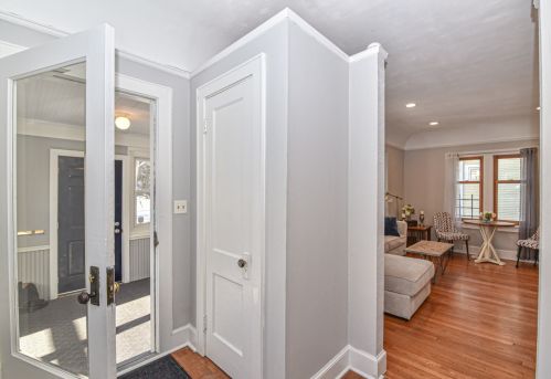 3417 Cramer St, Milwaukee WI 53211-2816 exterior