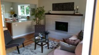 6945 23rd Ave, Seattle, WA 98106-1655