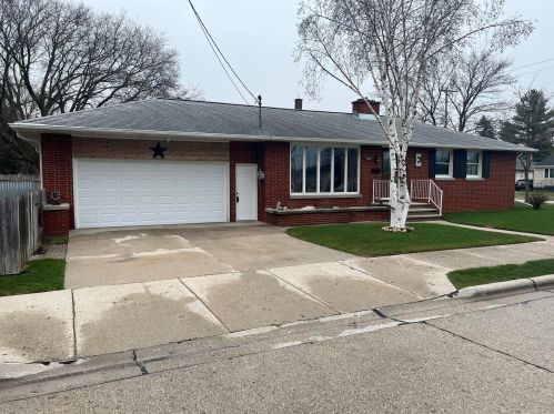 1303 Buchholz St, Two Rivers, WI 54241-3409