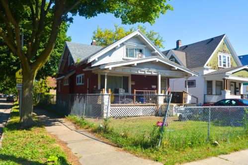1532 Concordia Ave, Milwaukee, WI 53206-2258