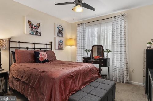 5344 Satterfield Dr, Woodbridge VA  22193-3408 exterior