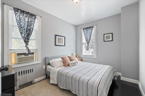 24 Hilton Ave, Maplewood NJ  07040-2921 exterior