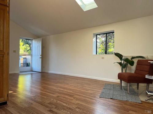 16 Matilda Ave, Mill Valley CA 94941-2117 exterior