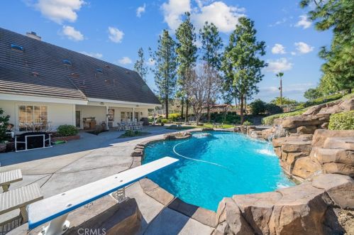 41664 Camino Del Vino, Temecula CA  92592-8439 exterior