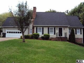 1260 34th Ave, Hickory, NC 28601-8297