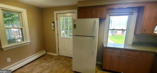 265 Maple Ave, Harleysville PA  19438-1742 exterior