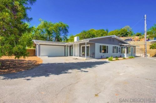 1740 Santa Fe Ave, Vista, CA 92084-7603