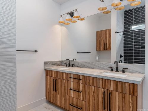 244 Placentia Ave, Pismo Beach CA  93449-2008 exterior