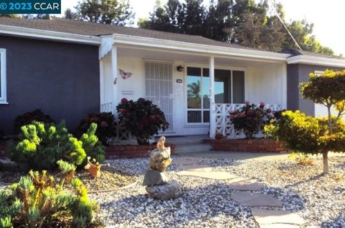1258 Via Nube, San Lorenzo, CA 94580-3524