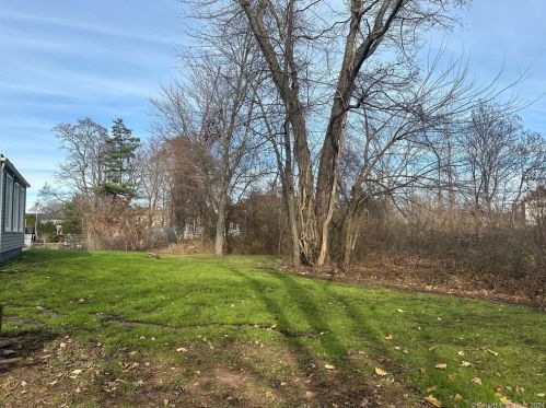 83 Becker Ave, Kensington CT  06037-1329 exterior