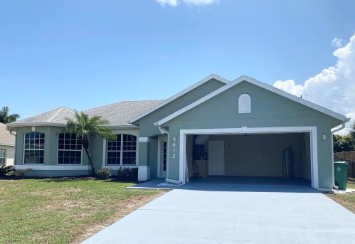 612 Mccoy Ave, Fort Pierce, FL 34953-3914