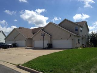 211 Talon Pl, Sun Prairie WI  53590-3215 exterior