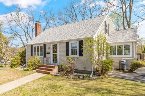 4 Grampian Way, Weymouth, MA 02188-3506