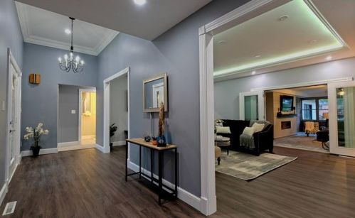 2960 Baywoods Dr, Hermitage, PA 16150-4548