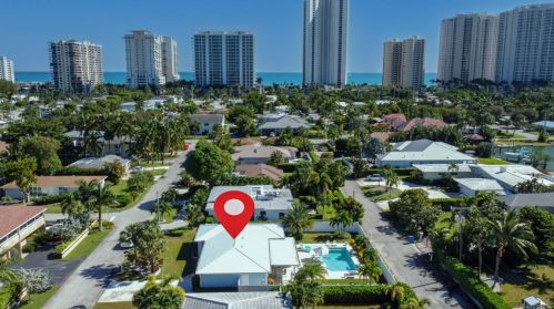 1131 Surf Rd, West Palm Beach, FL 33404-3829