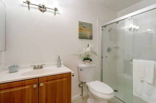 107 Squarehaven Ct, San Jose CA  95111-3733 exterior
