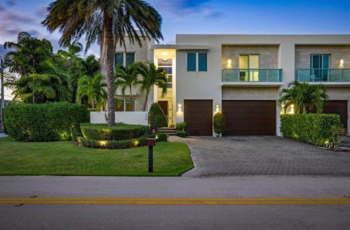 1005 Bucida Rd, Delray Beach, FL 33483-6653