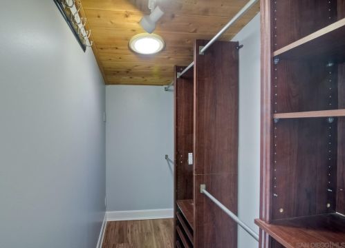 2015 Burroughs St, San Diego CA  92111-6643 exterior