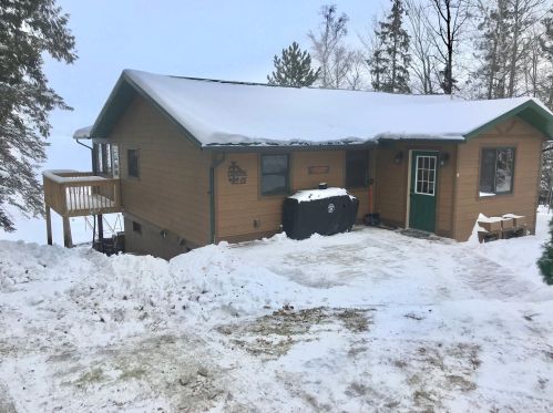 2604 Vermilion Camp Rd, Cook, MN 55723-8833