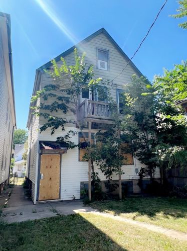 2530 37th St, Milwaukee WI 53210-3046 exterior