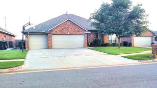 2608 97th St, Oklahoma City, OK 73159-7202
