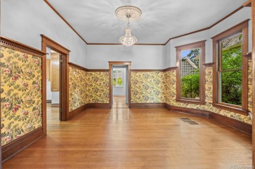 372 Ogden St, Denver CO 80218-3812 exterior