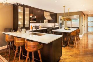 132 62nd St, New York NY  10023-7407 exterior