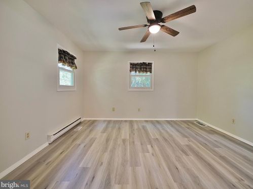 1694 Bethel Rd, Boothwyn PA  19060-2049 exterior