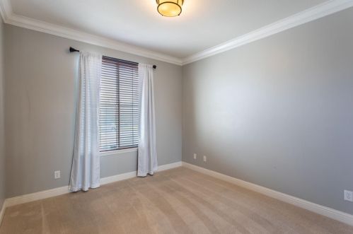 4284 Borderlands Dr, Rancho Cordova CA 95742-7754 exterior