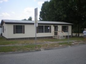 3933 Sarah Dr, Zephyrhills FL  33543-5071 exterior