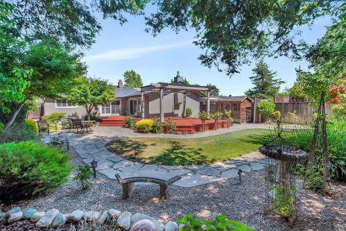 1505 Dudley Pl, Santa Rosa CA  95401-4525 exterior