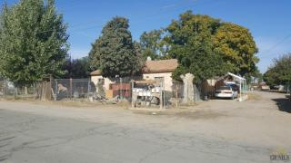 30152 Riverside St, Bakersfield CA  93263-2865 exterior