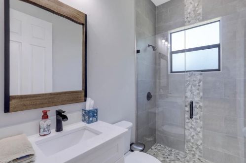 3657 20th Ave, Naples FL  34120-5577 exterior