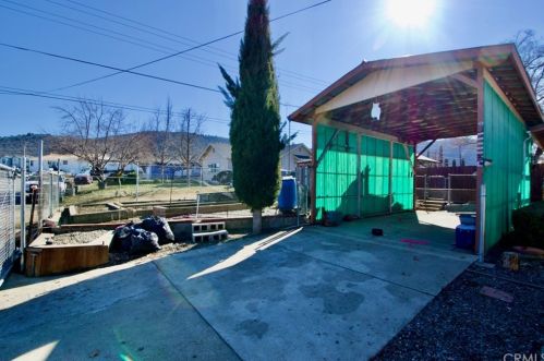 330 Herzog Blvd, Yreka, CA 96097-2606