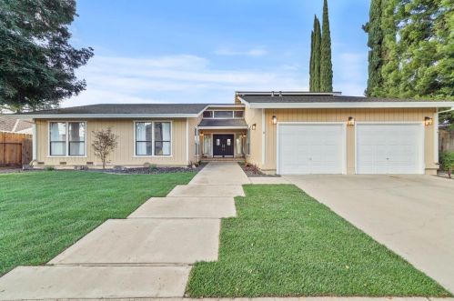 6519 Almondwood Dr, Riverbank, CA 95367-2147