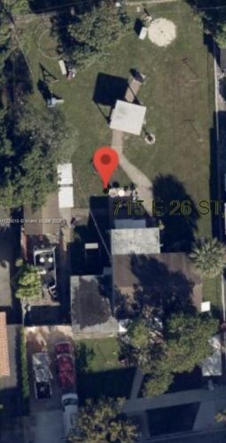 715 26th St, Hialeah, FL 33010-1211