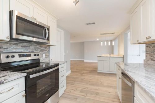 7127 Ashwood Dr, Port Richey FL  34668-1401 exterior