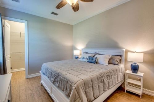 5416 22nd Pl, Cape Coral FL  33914-6836 exterior