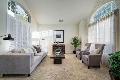 111 Burrill Dr, Folsom CA  95630-2270 exterior