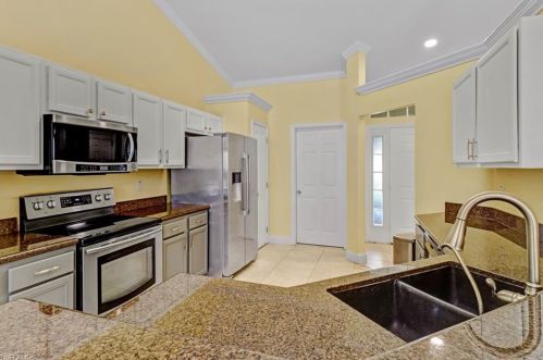 1118 Alaska Ave, Lehigh Acres FL 33971-6460 exterior