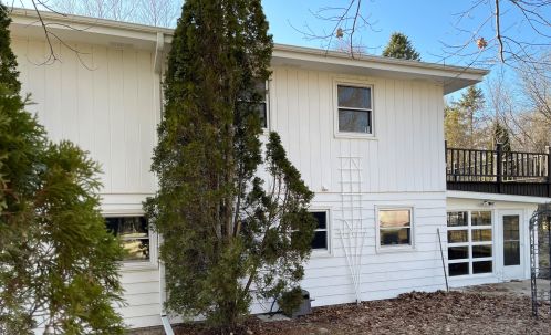 3496 Hubertus Rd, Hubertus, WI 53033-9621