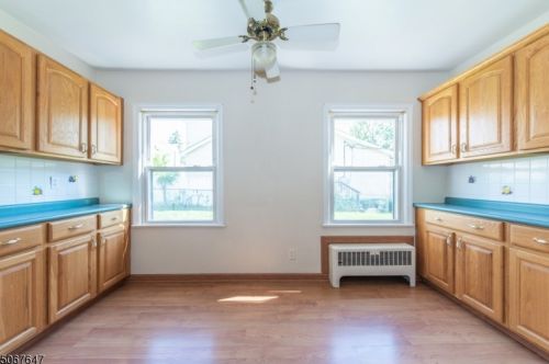 16 Irving Ter, Bloomfield NJ  07003-3811 exterior