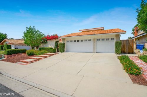 28745 Pisces St, Calabasas, CA 91301-1733