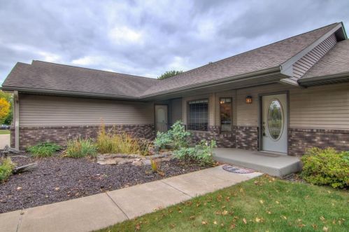 102 Grand View Dr, Crescent, WI 54727