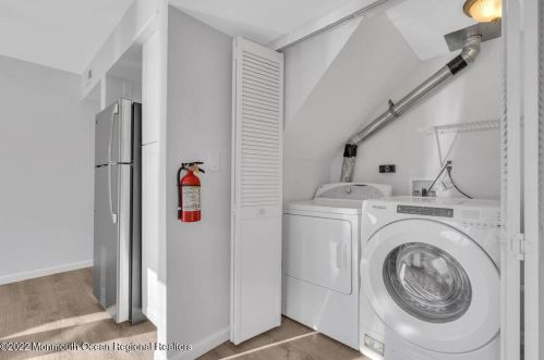 60 Greenwood Loop Rd, Bricktown NJ  08724-1254 exterior