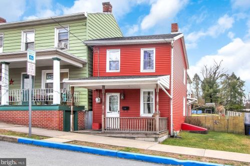 218 2nd St, Longlevel, PA 17368-1304