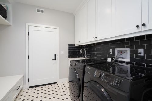 134 Jason St, Encinitas CA  92024-1447 exterior