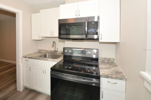 2439 8th Ave, Saint Petersburg FL  33712-2003 exterior