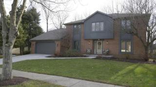857 Loch Lomond Ln, Columbus, OH 43085-2933