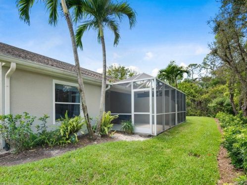 6196 Mandalay Cir, Naples FL  34112-1908 exterior